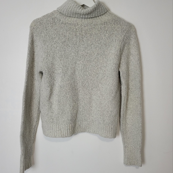 Brandy Melville Cassia Wool Blend Turtleneck - Picture 4 of 8